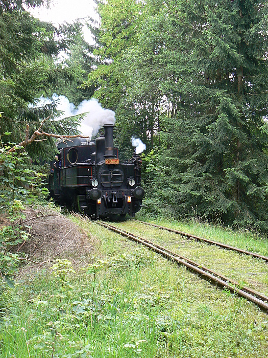 Žst Harrachov : stojím přímo u první výhybky směrem od